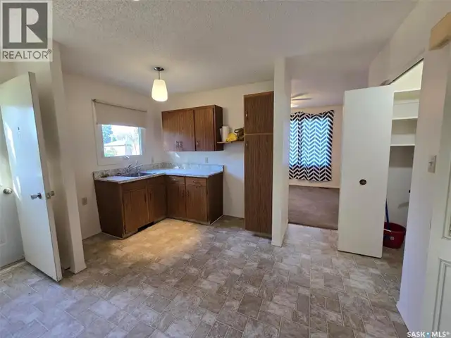 413 - 415 Calgary STREET Broadview, Saskatchewan in Houses for Sale in Regina - Image 15
