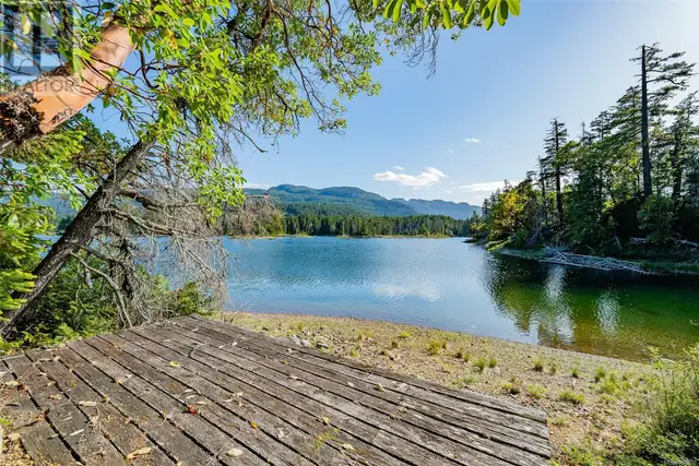 1100 Keith Rd Qualicum Beach, British Columbia in Houses for Sale in Parksville / Qualicum Beach - Image 40