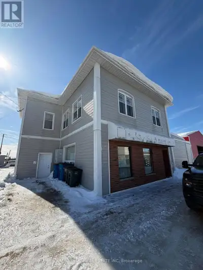 Prime Downtown Commercial & Investment Opportunity! Perfect for business owners and investors alike!...