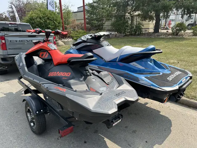 2022 SEADOO SPARK TRIXX 3UP 900 (FINANCING AVAILABLE) in Personal Watercraft in Strathcona County - Image 6