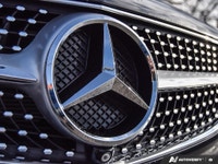2014 Mercedes E350 Coupe 4MATIC - Accident-free! Black on Black Leather Interior! Well Maintained! L... (image 6)