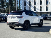 2021 Jeep Compass Altitude 4x4 panoramic sunroof, leather interior, heated seats & wheel, premium au... (image 7)