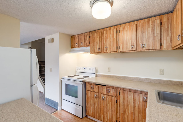 Rentals with In Suite Laundry - King's Alley - Apartment for Ren in Long Term Rentals in Calgary - Image 4