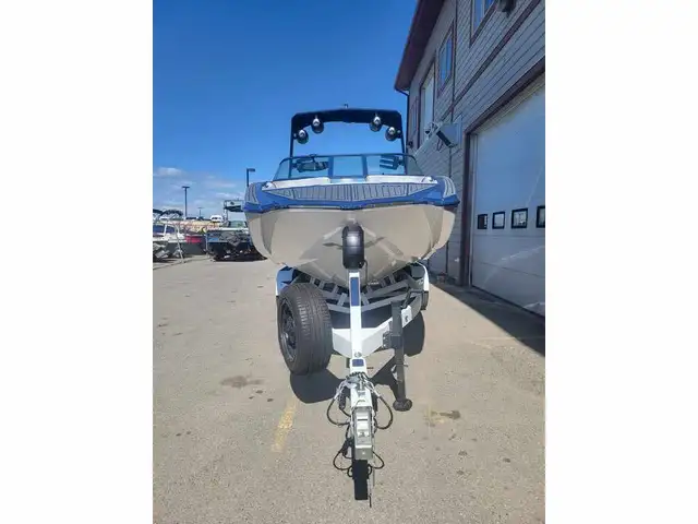 2022 MB Sports F24 FINANCING AVAILABLE in Powerboats & Motorboats in Kelowna - Image 16