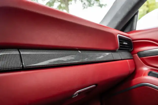 2017 Porsche 9115565647876220723222