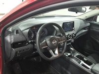 Accident Free! | Front-Wheel Drive | Heated Front Seats | Heated Steering Wheel | Remote Engine Star... (image 3)