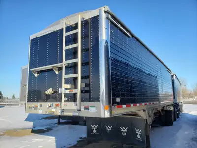 Golden West Trailer & Equipment is happy to help you get into your next trailer! 2017 WILSON SUPER B...