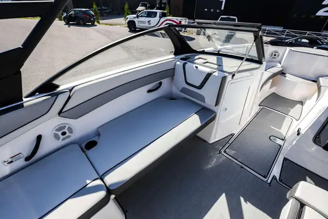 2023 Yamaha AR220 in Powerboats & Motorboats in Rimouski / Bas-St-Laurent - Image 19