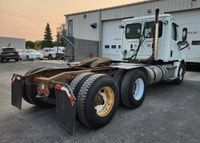 Ryder Stock ID: 280660 Transmission Type/Speed: MANUAL 18 Engine: DIESEL DD16 GHG'17 500/1800 Horse... (image 5)
