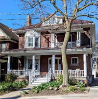 This One! 7 Bdrm 5 Bth King St W And Jameson