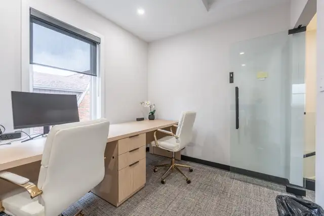 BURLINGTON * Modern Private Office with Parking & Amenities* in Commercial & Office Space for Rent in Oakville / Halton Region - Image 18