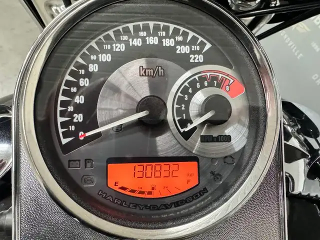 2008 Harley-Davidson FLSTF Fat Boy in Street, Cruisers & Choppers in Drummondville - Image 13