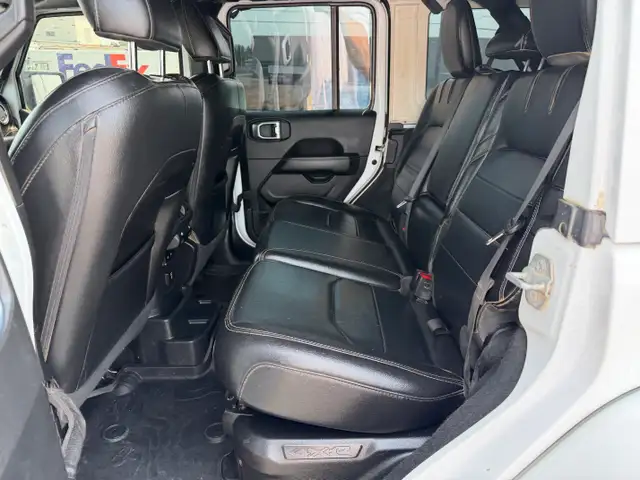 2021 Jeep Wrangler 4xe Unlimited Sahara in Cars & Trucks in Lethbridge - Image 9