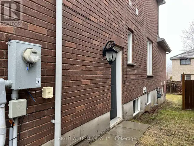 42 BOOTH LANE Barrie (Painswick South), Ontario in Long Term Rentals in Barrie - Image 20