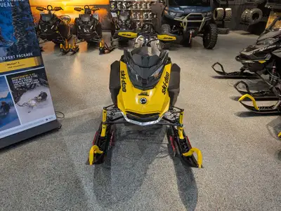 AVAILABLE Engine Type: Two-stroke Displacement: 599.4 cc Front Suspension: RAS 3 Rear Suspension: Ne...