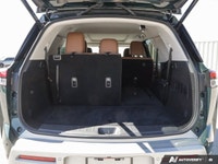 New Price! Recent Arrival! 4WD, 3rd row seats: bench, Auto High-beam Headlights, Bose Premium Audio... (image 6)