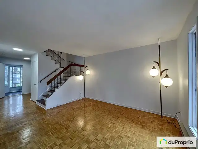 $569,000 - 2 Storey for sale in Longueuil (St-Hubert) in Houses for Sale in Longueuil / South Shore - Image 6