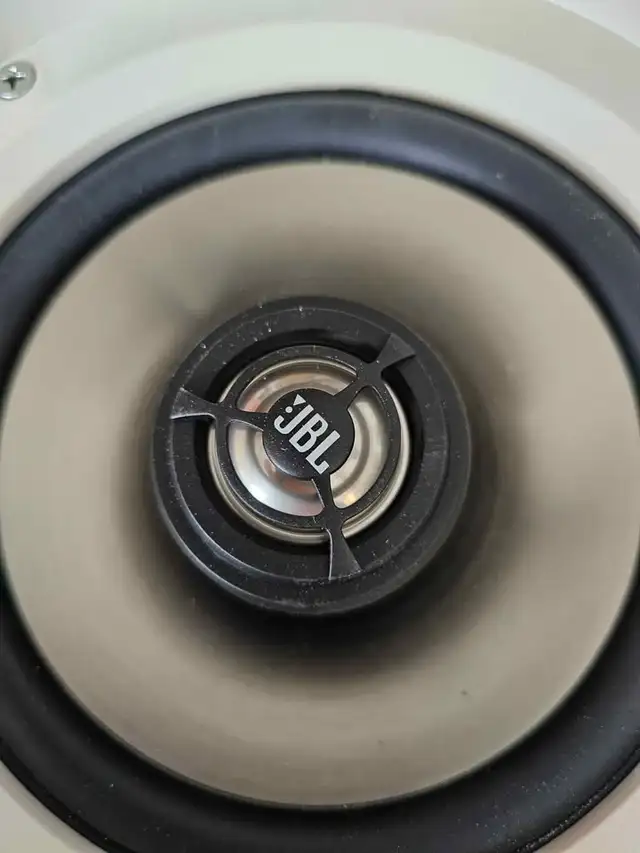 JBL ceiling speakers 8" in General Electronics in Markham / York Region - Image 3