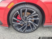 2023 Volkswagen Golf GTI La Volkswagen Golf GTI 2023 de Performance incarne l'équilibre parfait entr... (image 8)