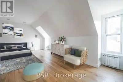 FOREST HILL VILLAGE ... BRIGHT STUDIO APARTMENT LOFT... OPEN CONCEPT STUDIO APARTMENT IN UPDATED BUI...