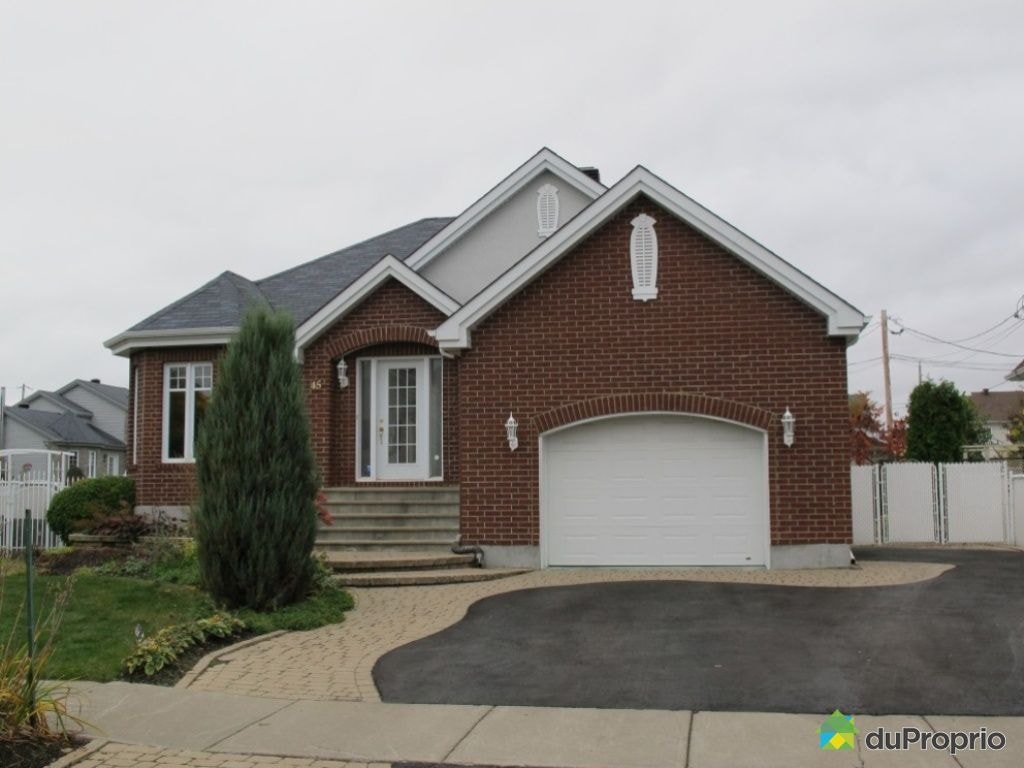 $829,000 - Bungalow for sale in Terrebonne (Terrebonne) — photo 1