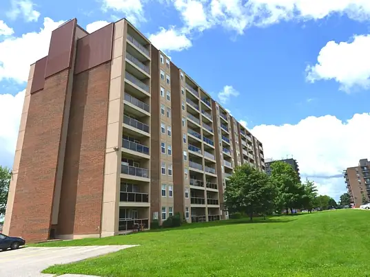 2 Bedroom Apartment for Rent - All Apartment Utilities Included in Long Term Rentals in London - Image 13