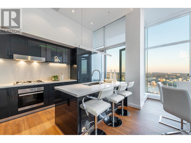 PH7 777 RICHARDS STREET Vancouver, British Columbia in Condos for Sale in Vancouver - Image 4