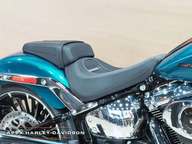 2026 Harley-Davidson Softail FXBR - Breakout in Street, Cruisers & Choppers in Cambridge - Image 8