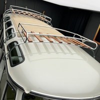 Check out this gorgeous 1975 Volkswagen Microbus Deluxe Samba 23 Window conversion. This beautiful b... (image 8)