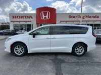 Navigate family life effortlessly in this superb 2024 Chrysler Grand Caravan SXT, a one-owner vehicl... (image 7)
