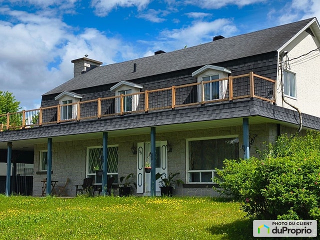 $489,000 - Acreage / Hobby Farm / Ranch for sale — photo 2