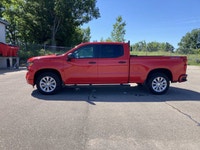 This Chevrolet Silverado 1500 has a strong Turbo Gas 4cyl 2.7L engine Power Driver's Seat, Lane Depa... (image 9)