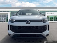 *Tiguan Comfortline 4 Motion* *Performance:* • 4- cylinder, 2.0 TSI , 201 HP & 221 lb-ft engine • 8-... (image 7)