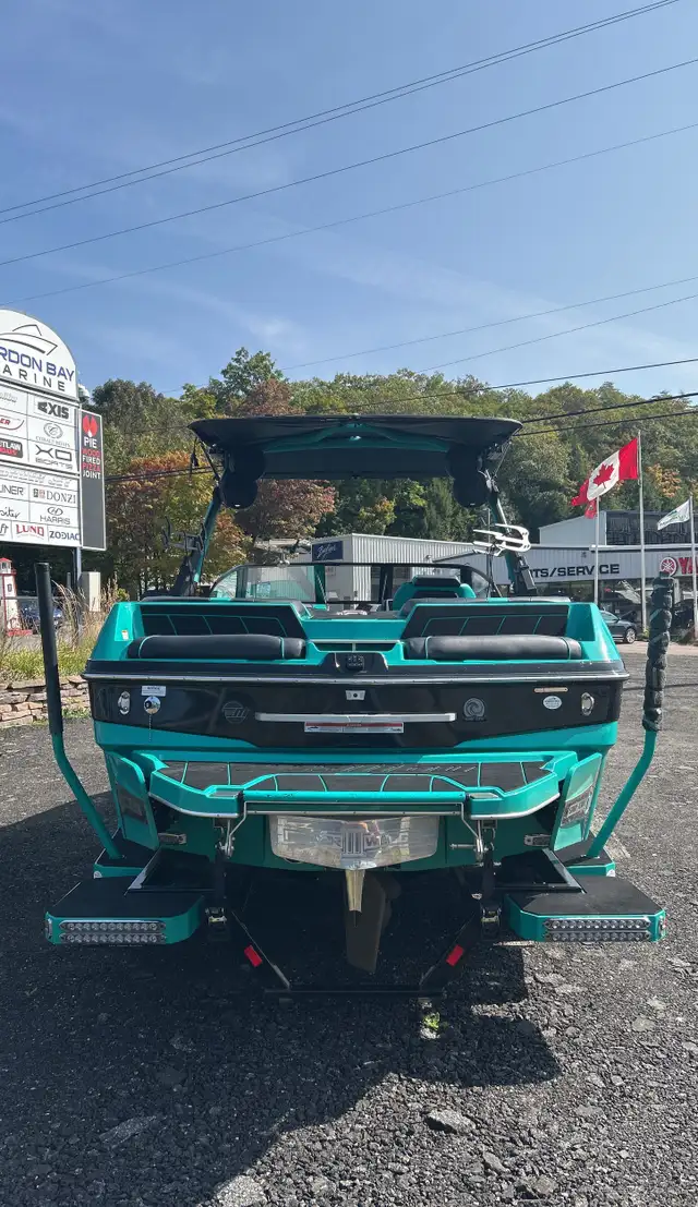 2023 Malibu 23 LSV in Powerboats & Motorboats in Muskoka - Image 10