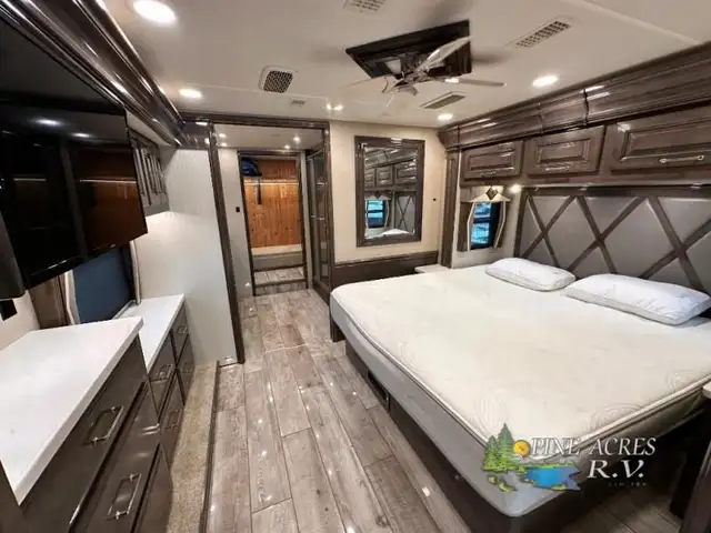 2021 Entegra Coach Anthem 44F only 35K Miles in RVs & Motorhomes in Moncton - Image 46