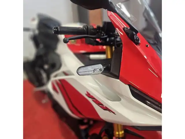 2026 Yamaha YZF-R3 ABS in Dirt Bikes & Motocross in Regina - Image 8