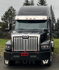 New 2024 Western Star 49X Tractor Available