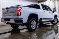 **ACCIDENT FREE - MECHANICALLY CERTIFIED** ORIGINAL FACTORY PRICE $117,199 51,174 KM This 2024 Chevr... (image 7)