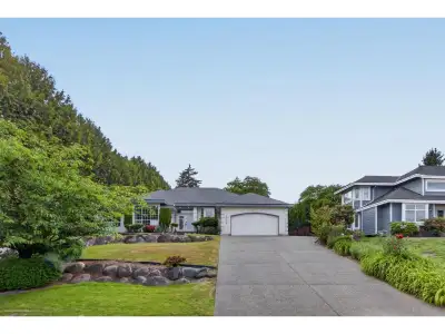Chimney Hill's Gem!! This exceptional California-style rancher blends space, comfort, and effortless...