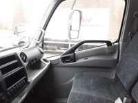 2018 Hino 195 2018 HINO HINO 195 Box Truck - Automatic transmission-19500 GVW. Cette unité est éligi... (image 8)