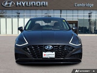 Discover the sophisticated style and intelligent design of this exceptional 2021 Hyundai Sonata Luxu... (image 7)