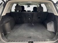 Welcome to Capital GMC! Check out this vehicle's pictures, features, options and specs, and let us k... (image 9)