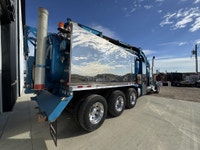 2015 Kenworth T800 Tri Drive Hydrovac Vac Truck Westech Advance Just had over 50k in work orders fro... (image 2)