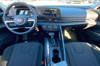 8 Inch Touchscreen,wireless Apple Carplay,wireless Android Auto,heated Front Seats,rearview Camera,f... (image 4)