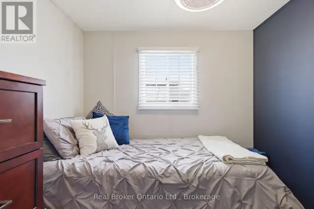 428 PINE PASS Centre Wellington, Ontario in Houses for Sale in Oakville / Halton Region - Image 24