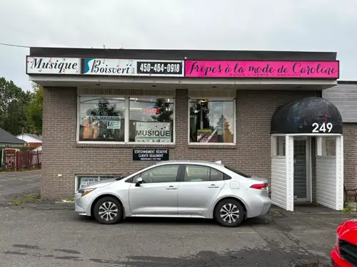 À LOUER - Espace commercial à Beloeil - On vous donne 20,000$ pour votre aménagement (avec bail 5 an...