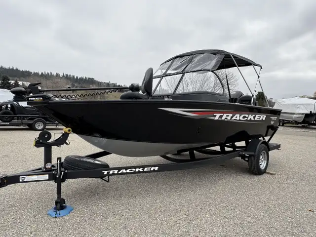2026 TRACKER ProGuide V175CB Fishing Boat in Powerboats & Motorboats in Vernon - Image 9
