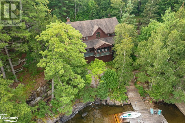 1095 FAIR-LEE PARK Road Port Carling, Ontario in Houses for Sale in North Bay - Image 2