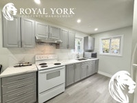 ** OPEN 24/7 - CALL: 437-561-9900 ** 5 Bedrooms, 2 Bathrooms, Near Parks, Public Transportation, Bus... (image 3)