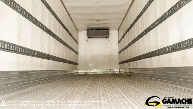 2018 INTERNATIONAL 4400 REEFER TRUCK WITH TAILGATE in Heavy Trucks in Oshawa / Durham Region - Image 14